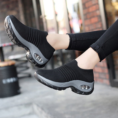 Women's Walking Shoes